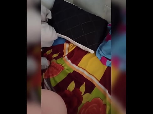 ❤️ Wandinogara naye anogara ega kumba nekuti murume wake anoenda kuzororo ini ndinotora mukana wekusvira nekuzadza mbongoro yake nemukaka. Zvinonyadzisira fb ﹏